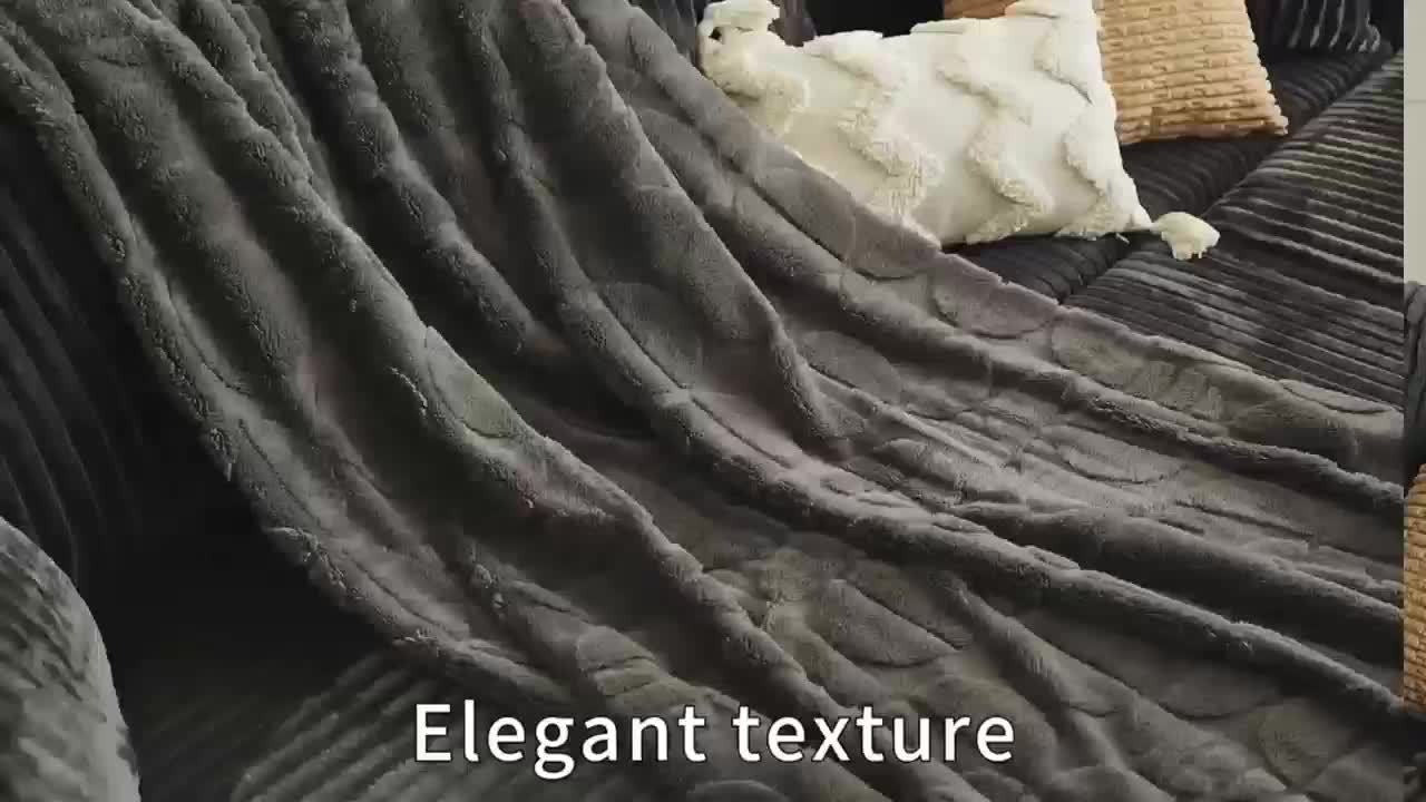 Throw Blanket 3D Geometric Pattern Fluffy Soft Warm Handmade Knit Blanket for Couch Sofa Bed Camping Picnic Travel – Lightweight Cozy Blanket