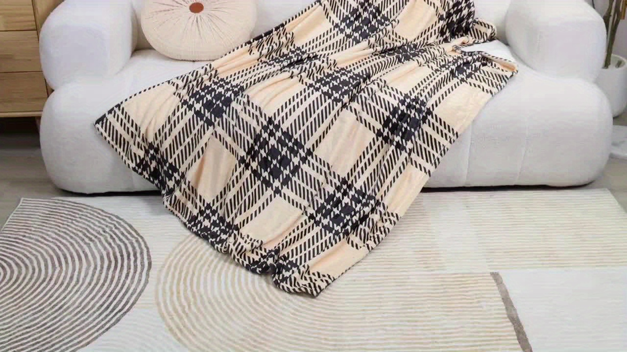 Flamingo Print Flannel Throw Blanket 250-300GSM Soft