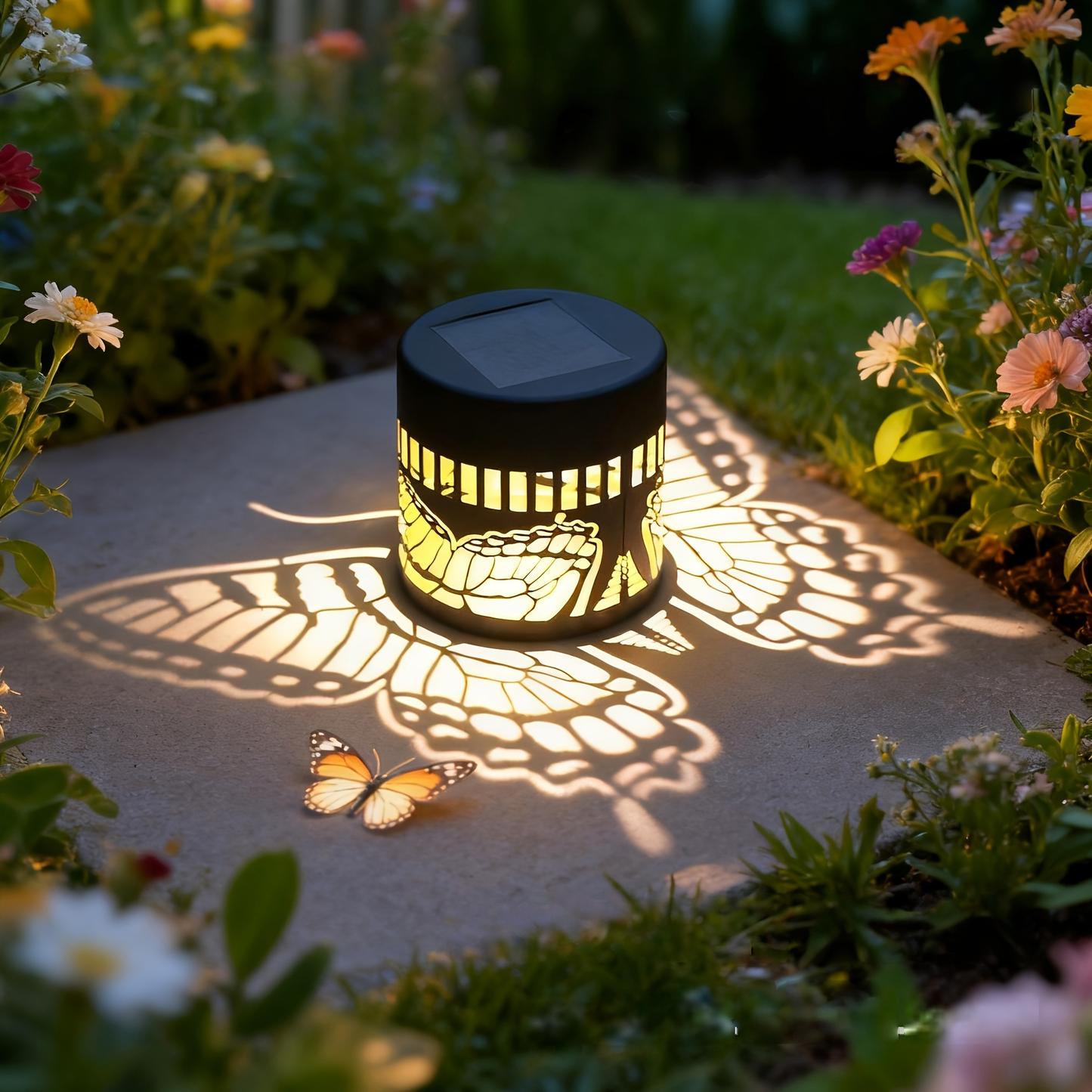 Solar Fence Lights Mandala Metal Lantern Outdoor Butterfly Garden Decor IP65 Waterproof Solar Powered Deck Step Wall Light for Patio Backyard Yard Xmas