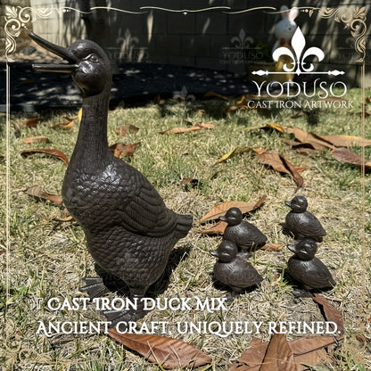 Garden Duck Statue Cast Iron Outdoor Lawn Ornament Rustic Farmhouse Metal Sculpture Mother Duck Ducklings Yard Decor Multiple Styles