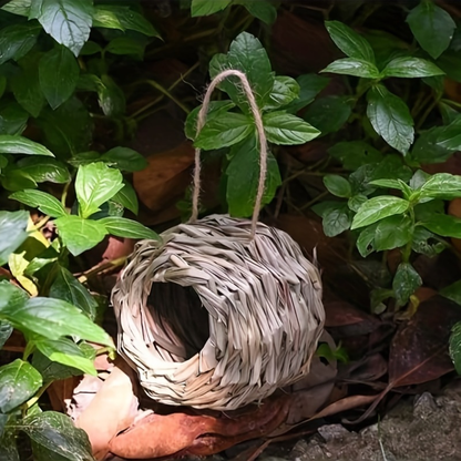Hummingbird Nest House Handwoven Outdoor Garden Patio Bird Nest - Spherical Design Comfortable Nesting Shelter for Small Birds, Wildlife Habitat Decor