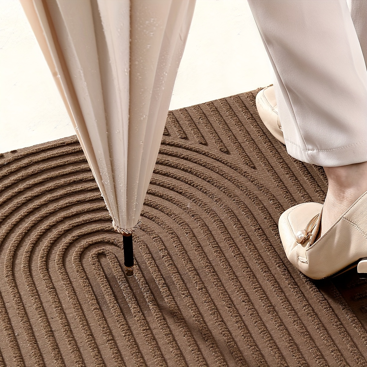 Non-Slip Door Mat Geometric Entryway Rug Indoor Outdoor Low Profile Floor Mat for Front Door Patio Home Decor